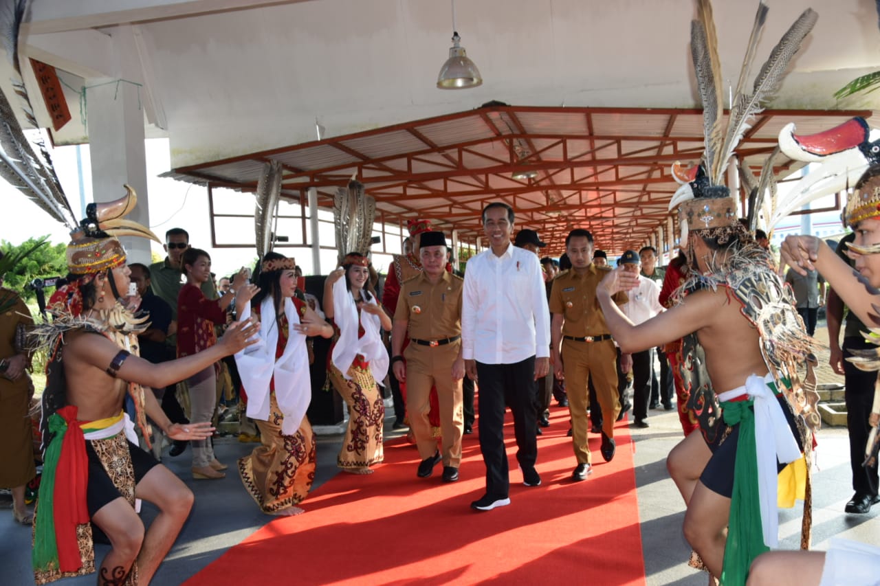 Presiden Jokowi Tiba di Kalimantan Tengah