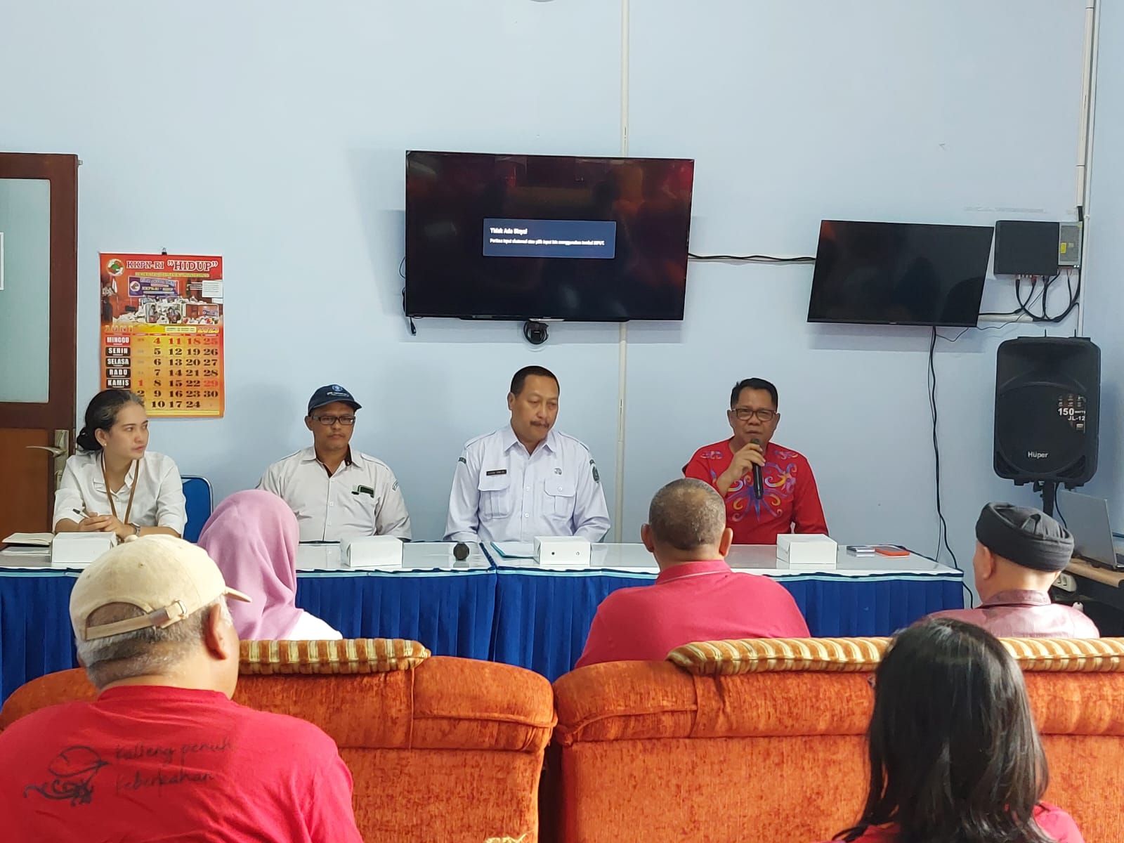 Kembangkan Budidaya dan Pengolahan Produk Perikanan, Kepala Dislutkan Prov. Kalteng Kunjungi Kawasan Perikanan Tulung Agung
