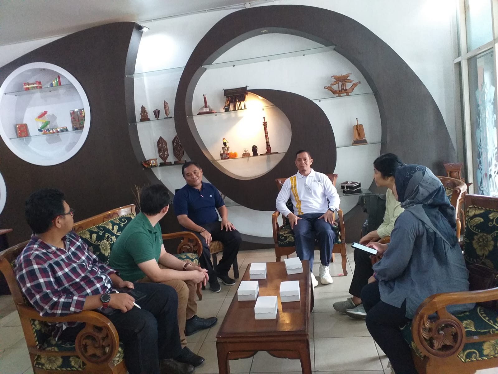 Dinas Dagperin Prov. Kalteng Terima Kunjungan Tim Peneliti Sekolah Ilmu dan Teknologi Hayati Institut Teknologi Bandung
