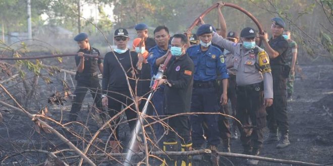 Hargai Kegigihan Satgas Tangani Karhutla