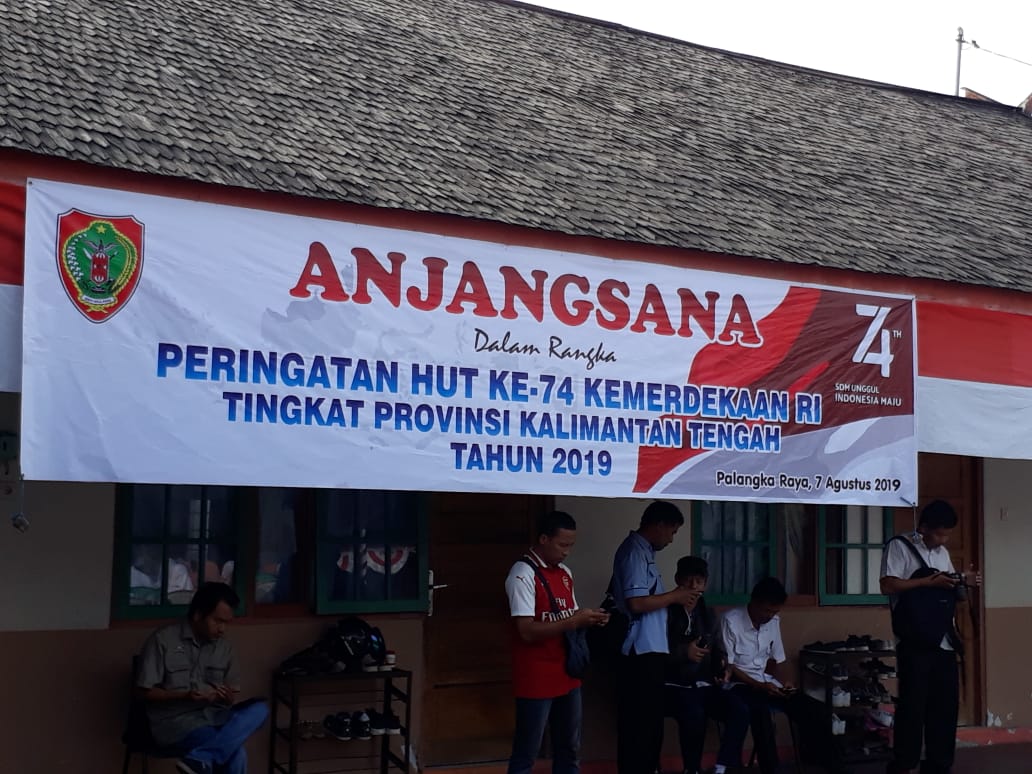 Sekda Kalteng Hadiri Anjangsana Dalam Rangka Peringatan HUT Ke-74 Kemerdekaan RI Tingkat Provinsi Kalimantan Tengah Tahun 2019 di Panti Asuhan AL â€“ MIM Palangka Raya
