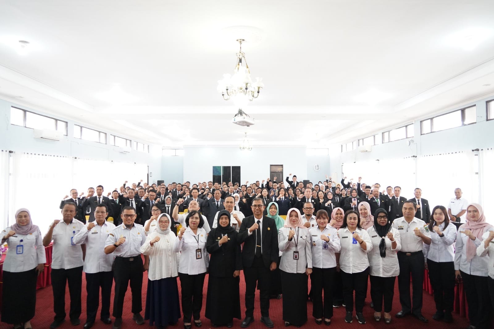 Pelatihan Kepemimpinan Administrator Gelombang I Angkatan I, II, dan III Tahun 2024 Resmi Ditutup