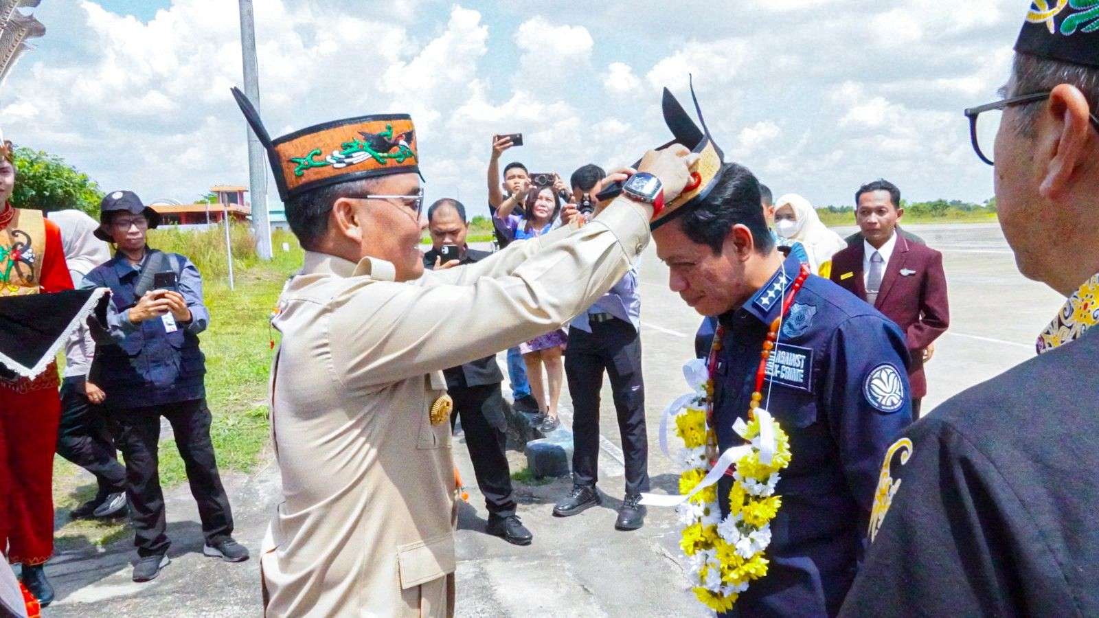 Gubernur Kalteng Sambut Menteri Lingkungan Hidup, Tegaskan Sinergi Pusat dan Daerah Atasi Karhutla   