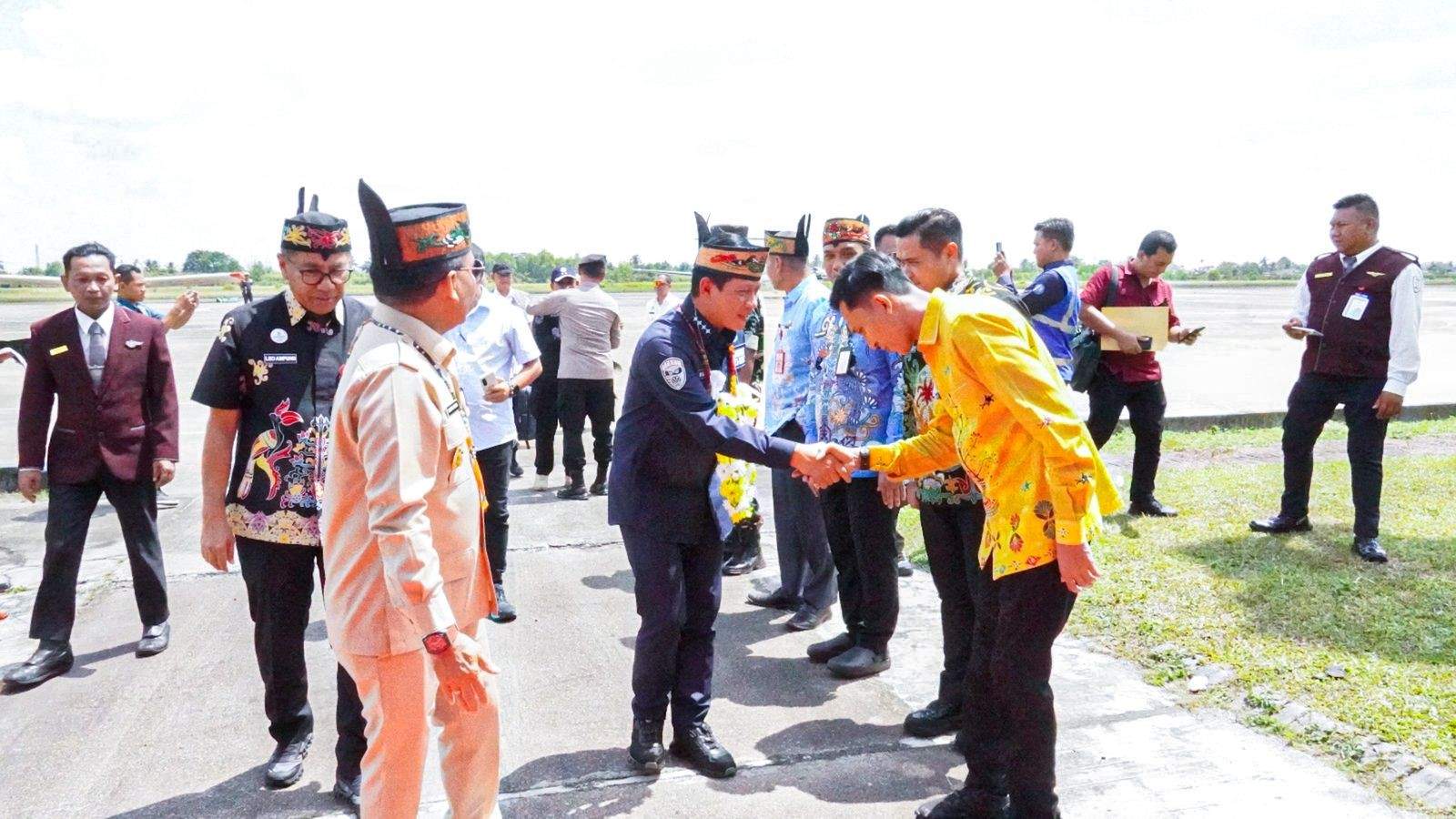Gubernur Kalteng Sambut Menteri Lingkungan Hidup, Tegaskan Sinergi Pusat dan Daerah Atasi Karhutla   