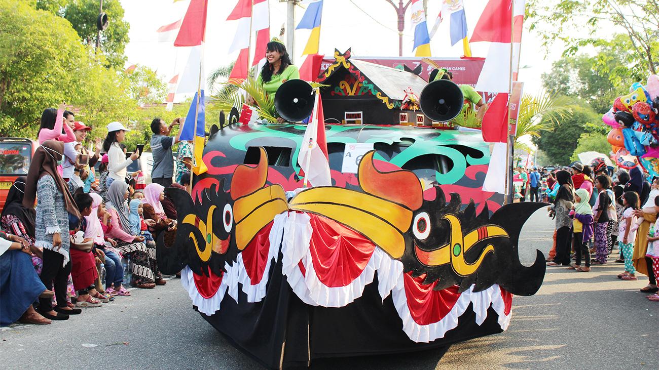 DISPERKIMTAN Kalteng Raih Juara Pertama Parade Budaya Lintas Etnis Tahun 2018
