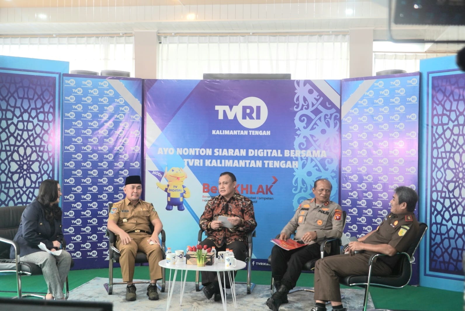 Hadir Sebagai Narsum Talkshow TVRI Kalteng, Gubernur Sugianto Sabran Paparkan Komitmen Pencegahan Korupsi di Kalteng