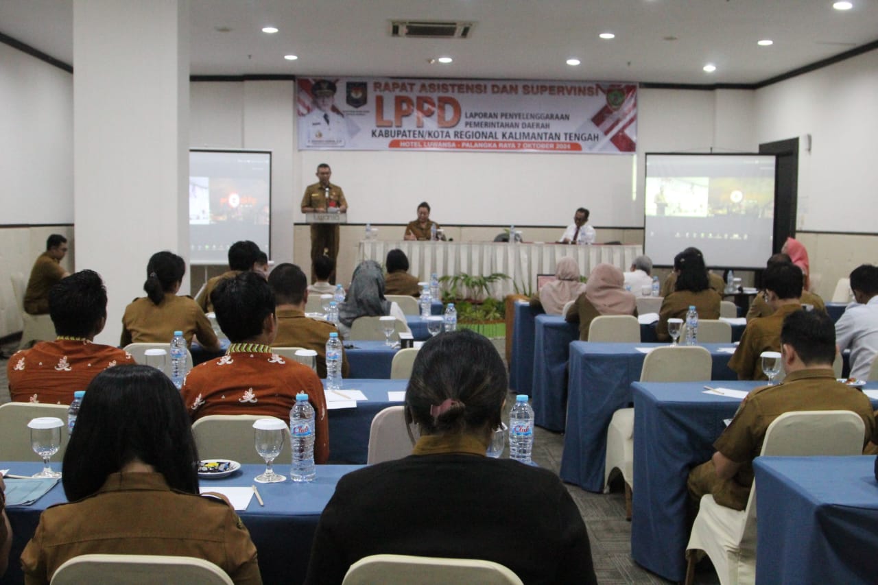 Plh. Sahli Gubernur Pemkumpol Akhmad Husain Buka Rapat Asistensi dan Supervisi LPPD Kabupaten/Kota Regional Kalteng