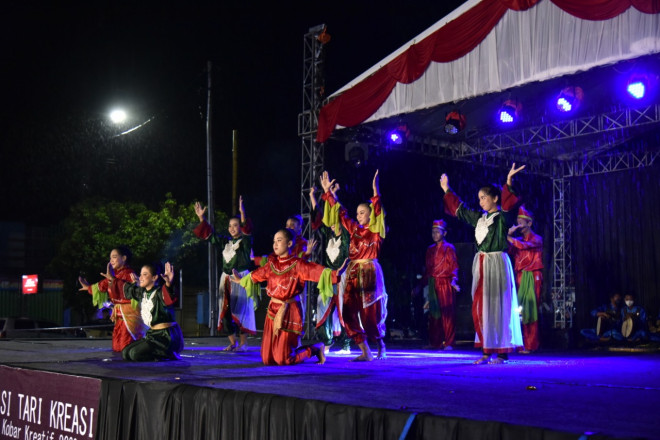 Buka Apresiasi Seni Tari 2022, Pj. Bupati Anang Dirjo Harap Industri Kreatif Kobar Terus Digali
