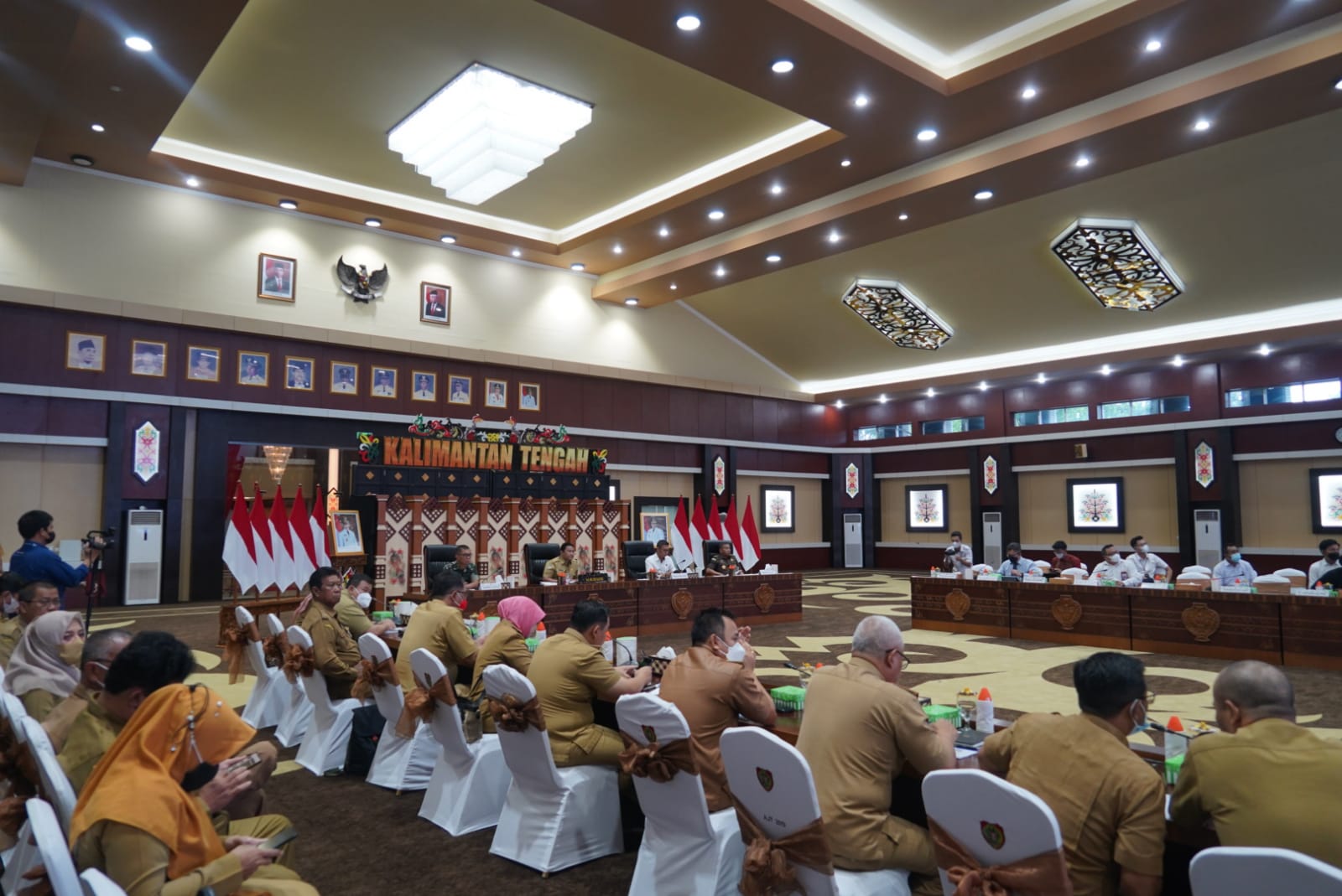 Hadiri Rakor Pengendalian Inflasi di Daerah, Wagub Edy Pratowo : Kolaborasi dan Koordinasi Provinsi dan Kabupaten/Kota Harus Terus Terjaga