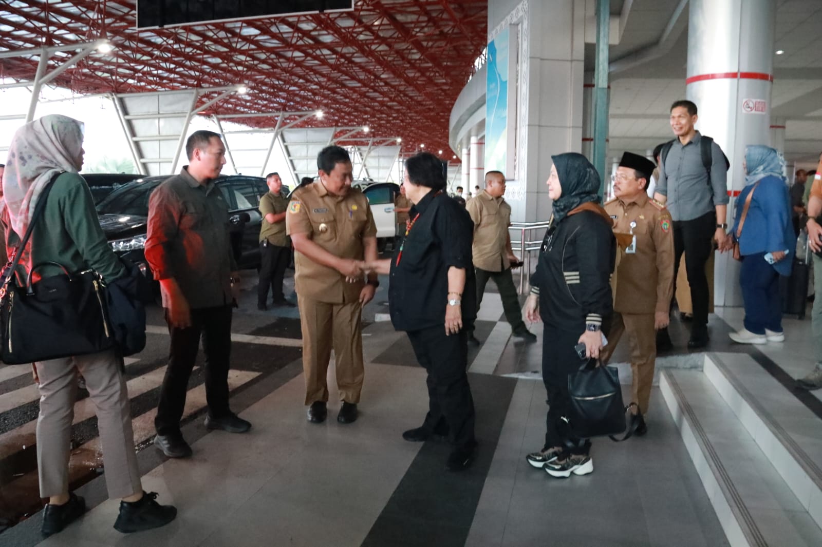 Wagub Edy Pratowo Sambut Menteri LHK dan Kepala BRGM RI