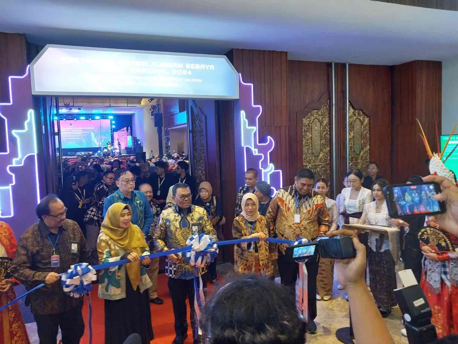 Dispursip Kalteng Berpartisipasi dalam Expo Pertemuan Sebaya Tingkat Nasional Tahun 2024 di Bali