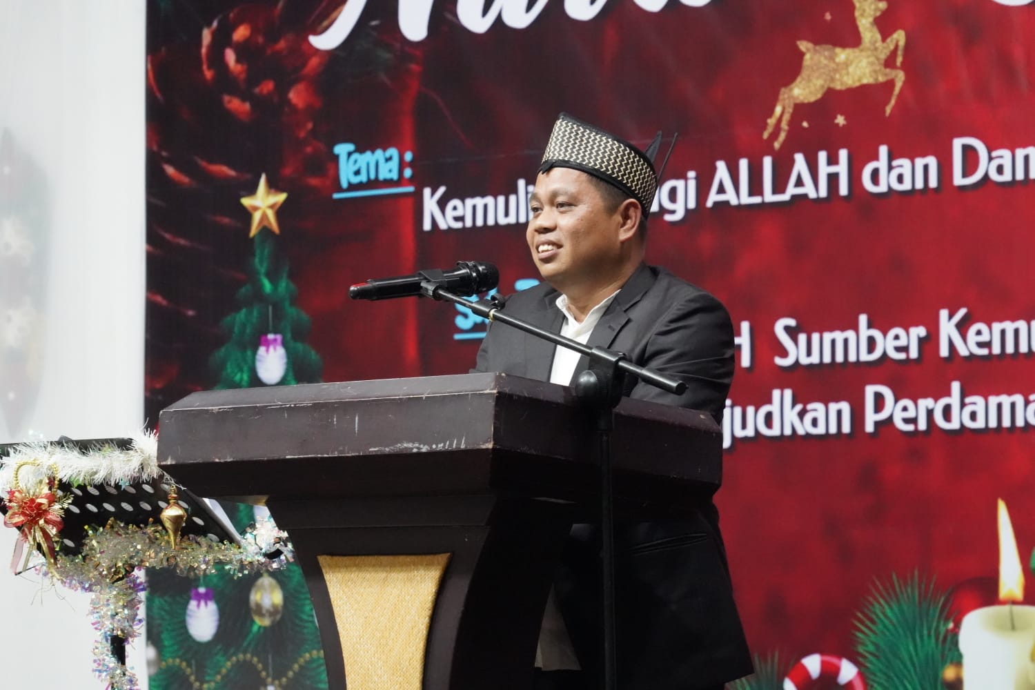 Hadiri Perayaan Natal Rimbawan 2023, Plh. Asisten Pemkesra Herson B. Aden Harapkan Umat Kristiani Refleksikan Cinta Kasih Tuhan dalam Kehidupan Sehari-hari