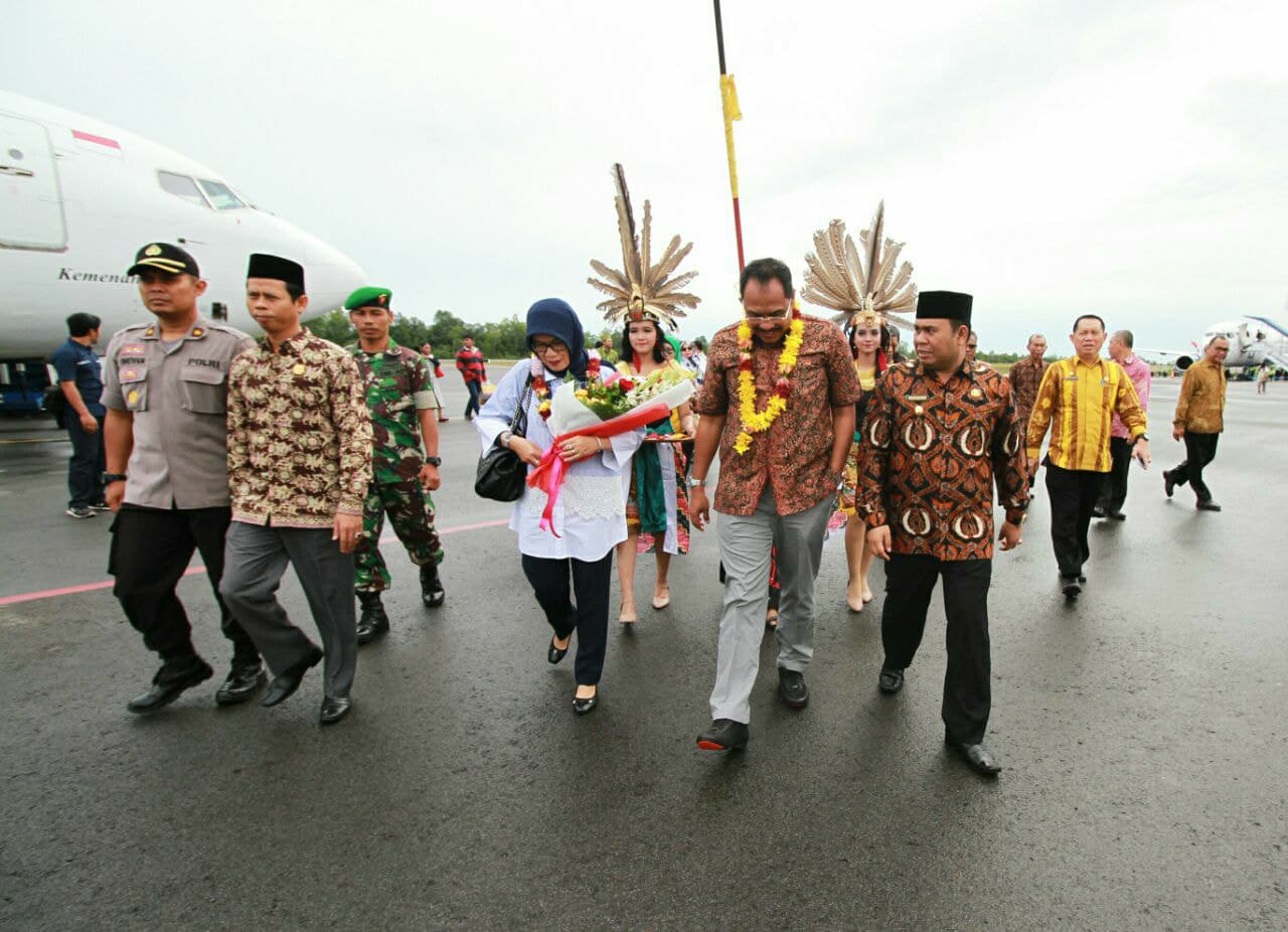 Ziarah Makam Salah Satu Pendiri, Wakil Ketua BPK RI Kunjungi Kobar 