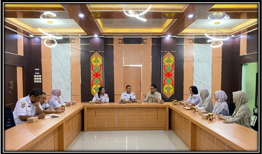 Responsif, DPMPTSP Prov. Kalteng Terima Penghargaan dari BPS Kalimantan Tengah