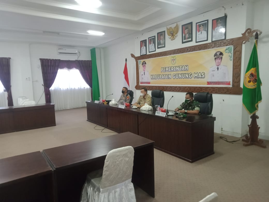 Sekda Ikuti Arahan Presiden Antisipasi Lonjakan Covid-19 Varian Omicron Secara Virtual