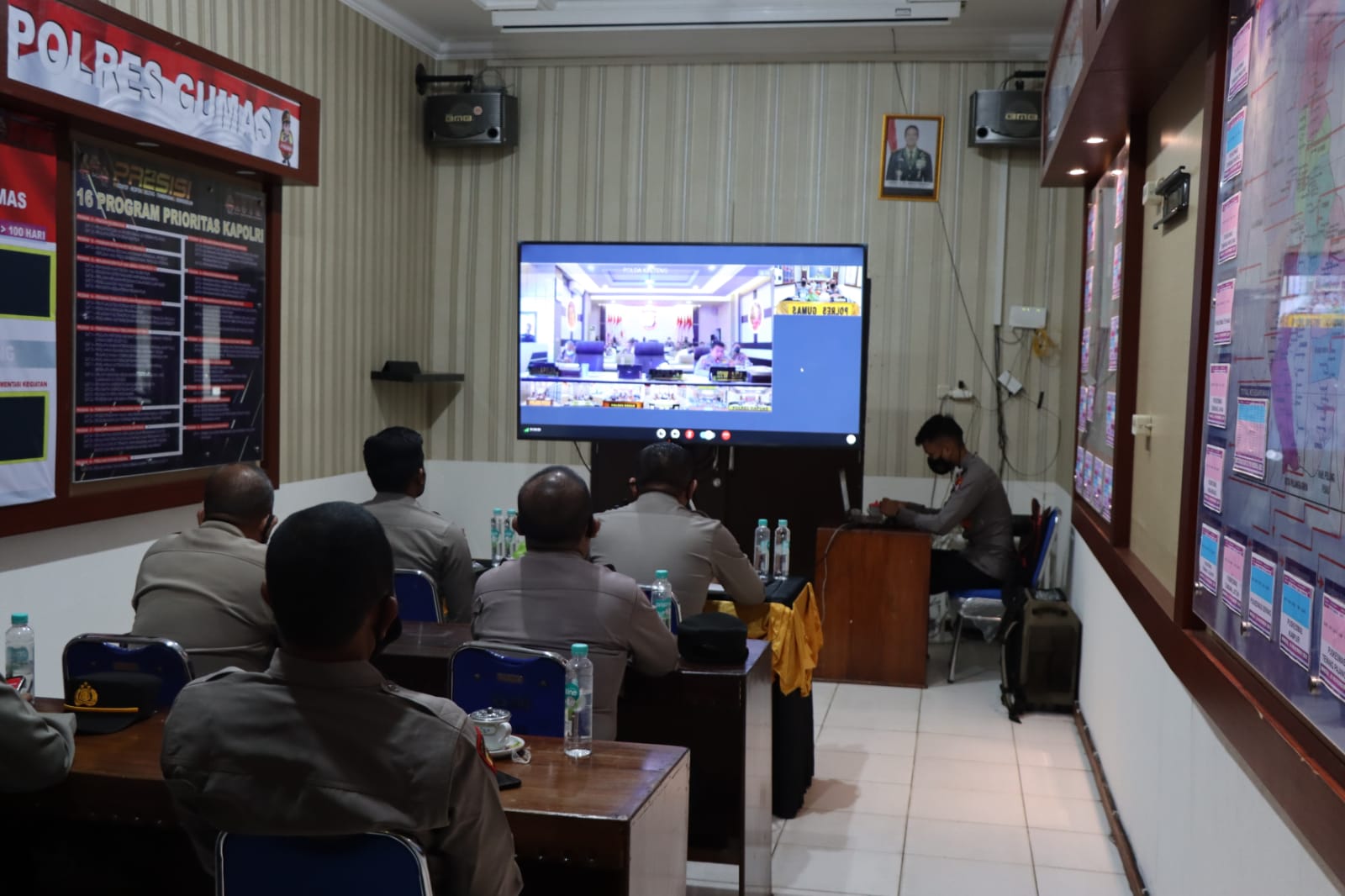 Kapolres Gumas Beserta Personel Ikuti Apel Jam Pimpinan Kapolda Kalteng Secara Virtual