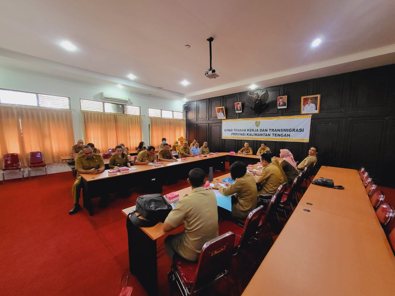 Disnakertrans Prov. Kalteng Terima Kunjungan Kerja dari Disnakertrans Kab.Seruyan