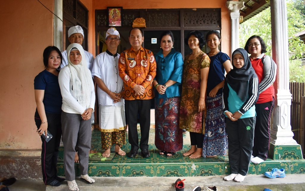 Bupati Kunjungi Warga Hindu Bali pada Perayaan Nyepi