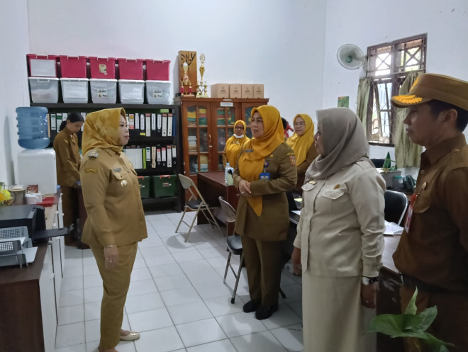 Optimalisasi RTH dan Sampah Jadi Sorotan Utama Bupati Kobar saat Sidak DLH