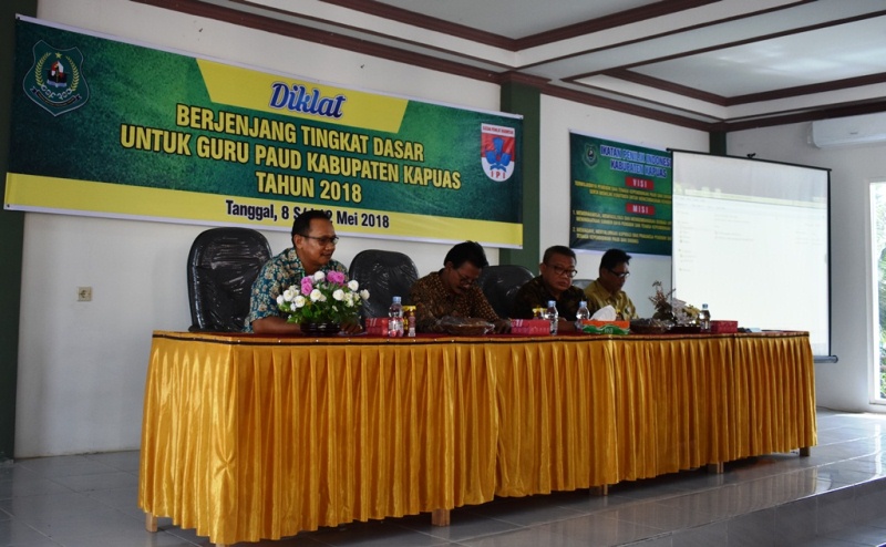 Pembukaan Diklat Berjenjang Tenaga Pendidik Guru Paud 