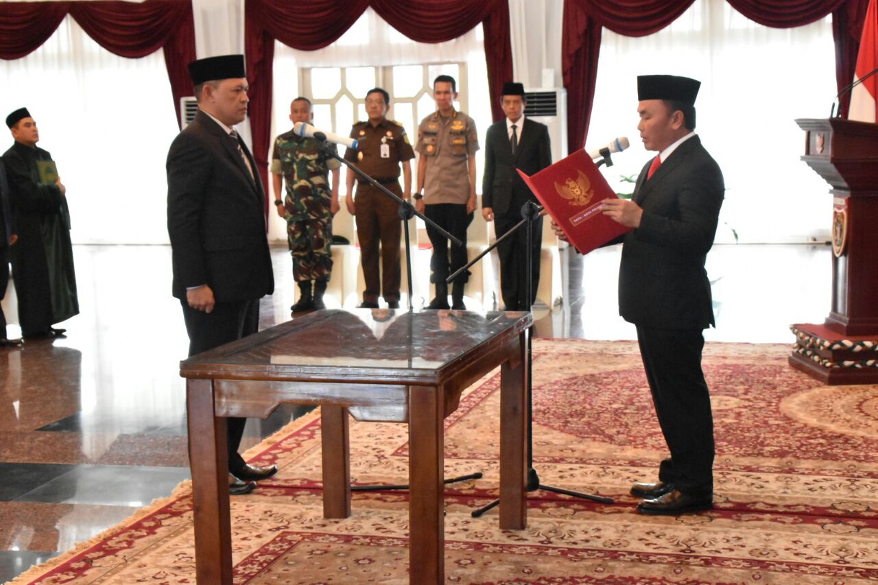 Gubernur Lantik Penjabat Sekretaris Daerah Provinsi Kalimantan Tengah