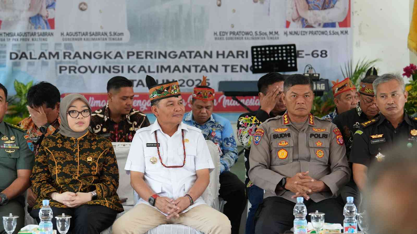 Dinas Sosial Provinsi Kalteng Perkuat Kepedulian Sosial Melalui Anjangsana Peringati Hari Jadi ke-68 Prov. Kalteng