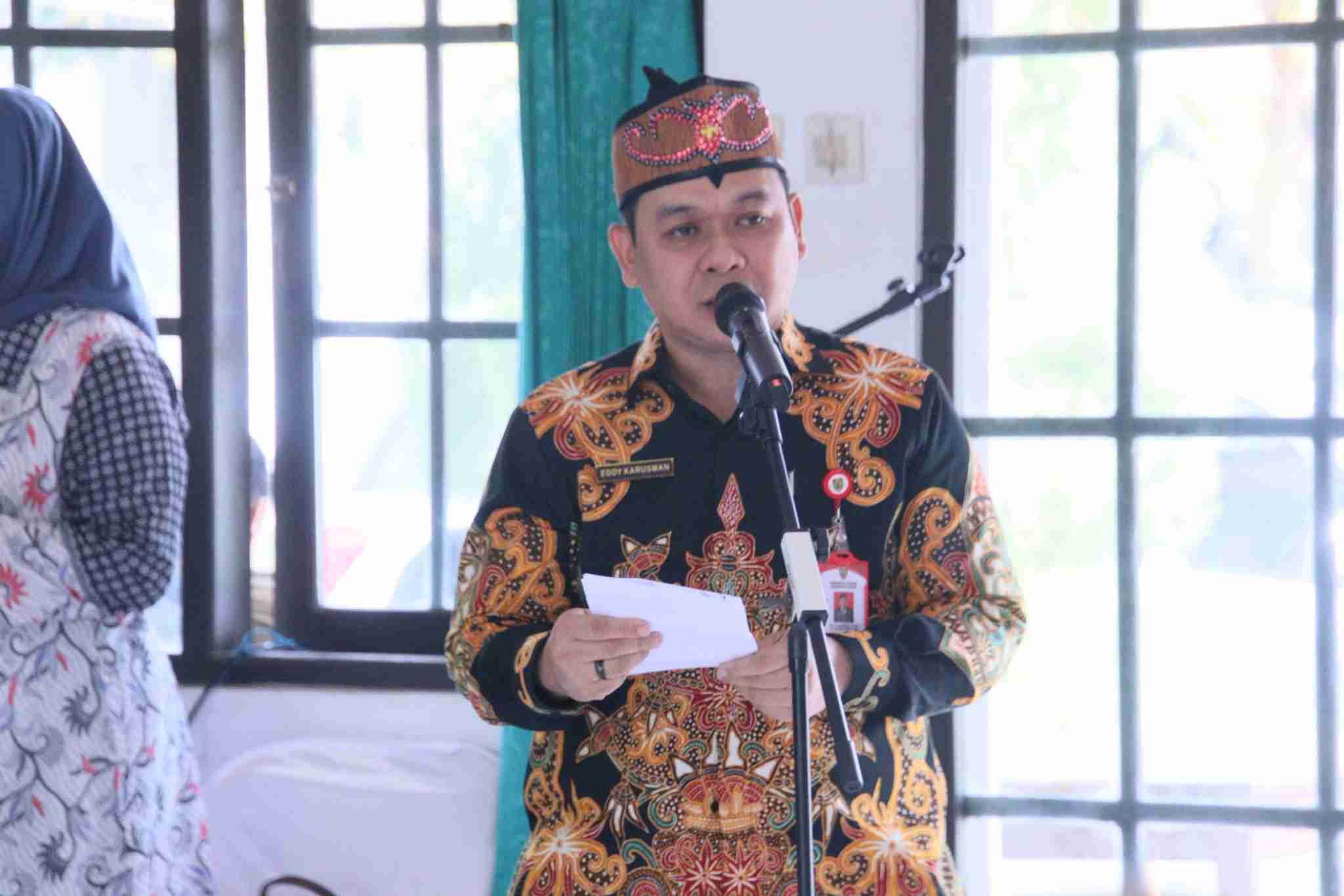 Dinas Sosial Provinsi Kalteng Perkuat Kepedulian Sosial Melalui Anjangsana Peringati Hari Jadi ke-68 Prov. Kalteng