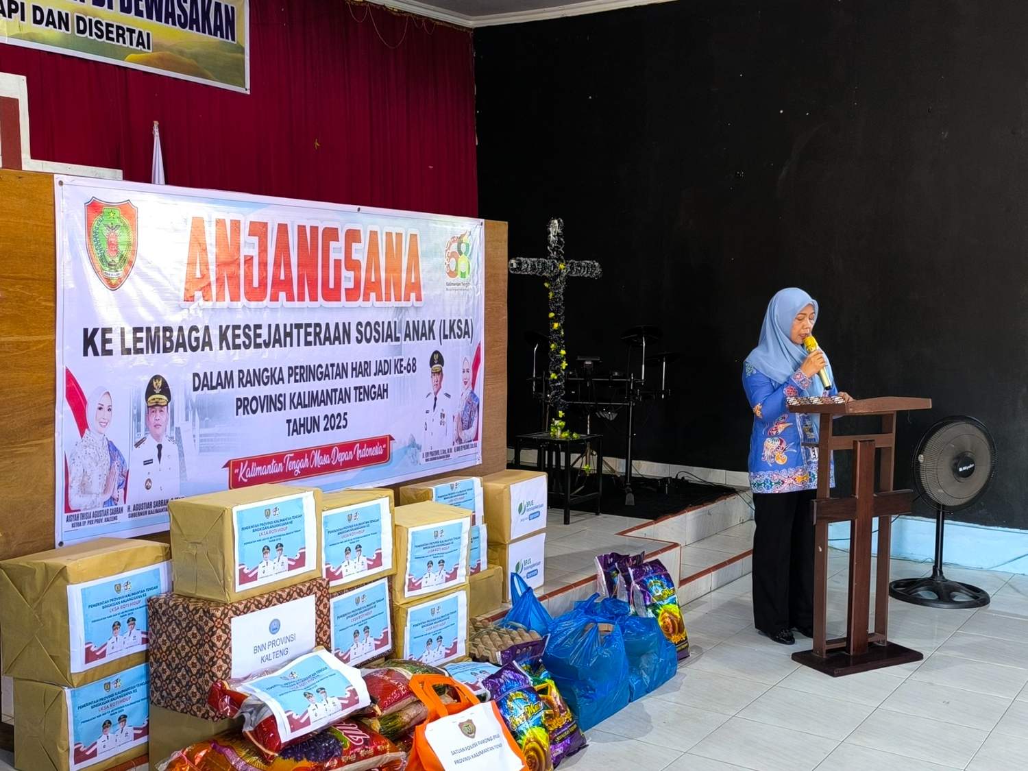 Peringati Hari Jadi Ke-68 Prov. Kalteng, Satpol PP Ikuti Anjangsana ke LKSA Yayasan Roti Hidup