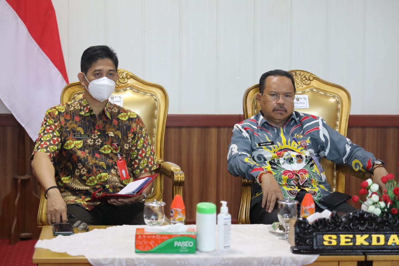 Sekretaris Daerah Prov. Kalteng Nuryakin Hadiri Rakor Penyerahan Bantuan Kemasyarakatan Presiden berupa Sapi kepada Seluruh Pemerintah Provinsi di Indonesia secara Virtual