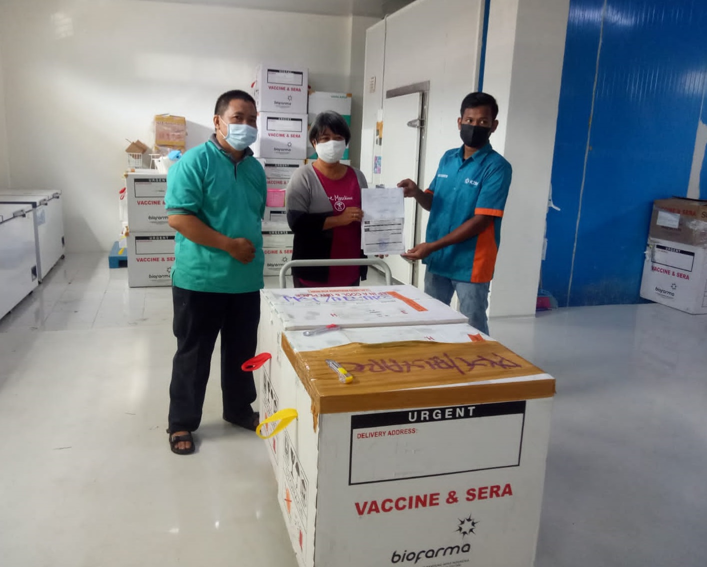 Vaksin Sinovac Sebanyak 2.380 Vial Untuk Provinsi Kalimantan Tengah Telah Tiba