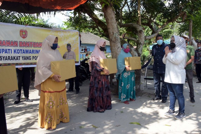 Bupati Hj Nurhidayah Minta Tim Yustisi Tetap Bersikap Humanis Saat Terapkan PPKM Level 4