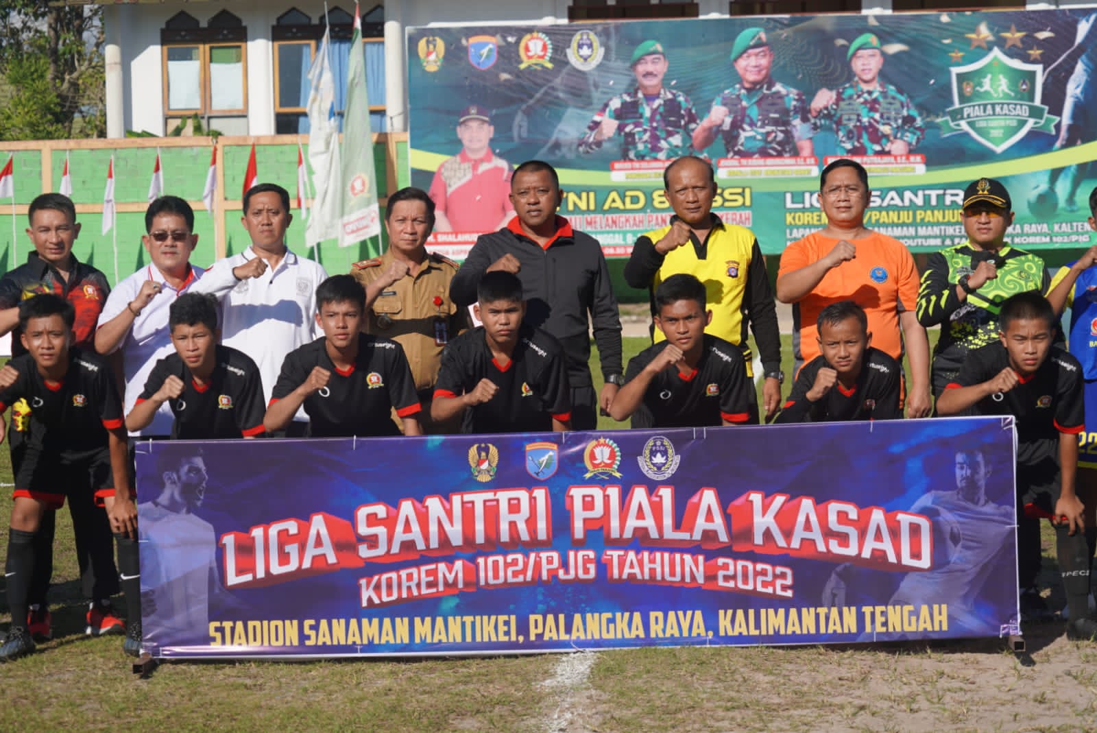 Staf Ahli Gubernur Bidang KSDM Suhaemi Hadiri Pembukaan Piala Kasad Liga Santri PSSI Tahun 2022 Wilayah Provinsi Kalteng