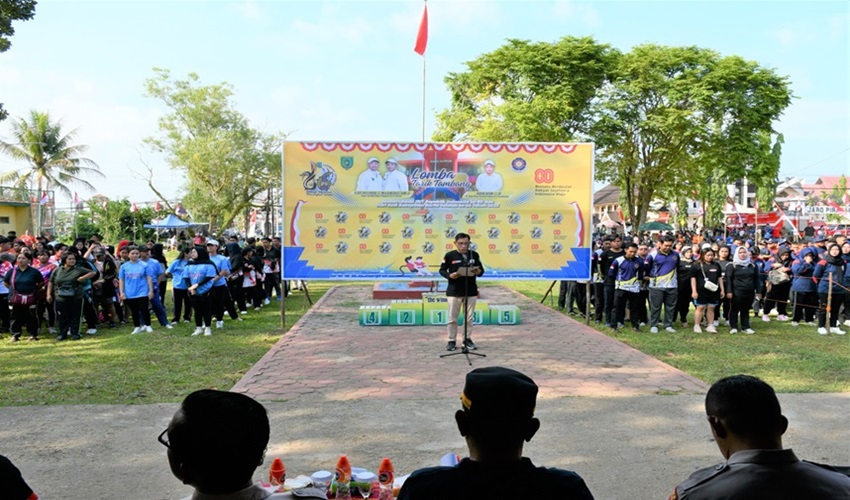 Sebanyak 39 Tim Kategori Umum dan Perangkat Daerah Ikuti Lomba Tarik Tambang HUT RI