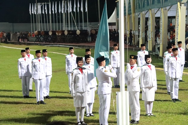 Usung Motto Semangat Isen Mulang, Semangat Pantang Menyerah, Kafilah Kalteng Meriahkan Pembukaan MTQ Nasional XXX Tahun 2024
