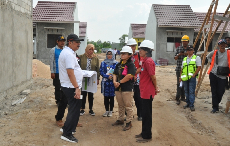 Cek Progres Pembangunan Rumah Khusus 