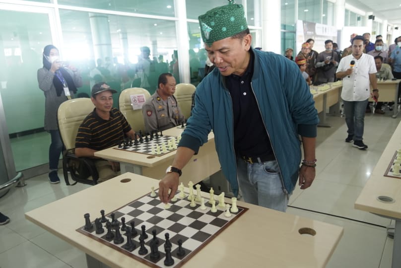 Turnamen Catur dan Catur Simultan Meriahkan Harhubnas