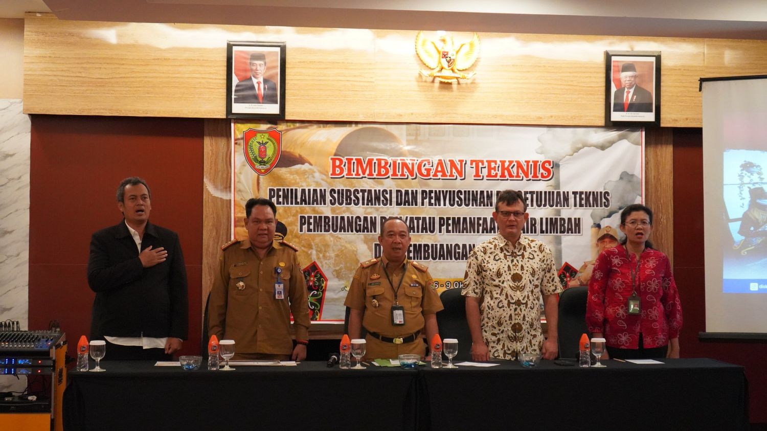 DLH Adakan Bimtek Penilaian Substansi dan Penyusunan Persetujuan Teknis serta Sertifikat Kelayakan Operasi Pemenuhan Baku Mutu Air dan Pemenuhan Batu Muku Emisi