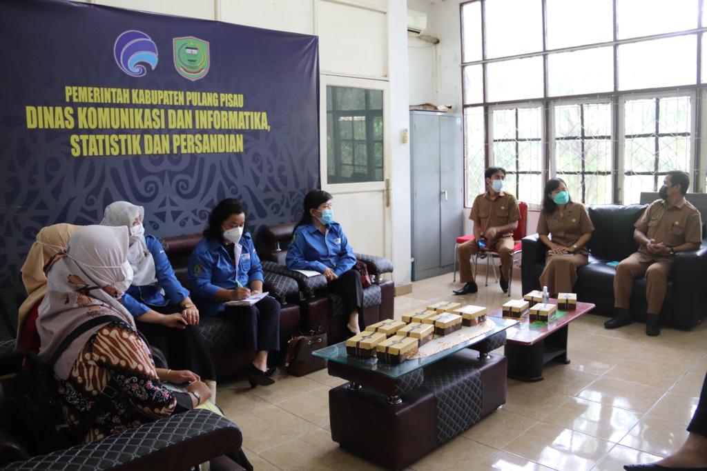 Diskominfostandi Pulang Pisau Sambut Kunjungan Kerja Diskominfosantik Prov. Kalteng