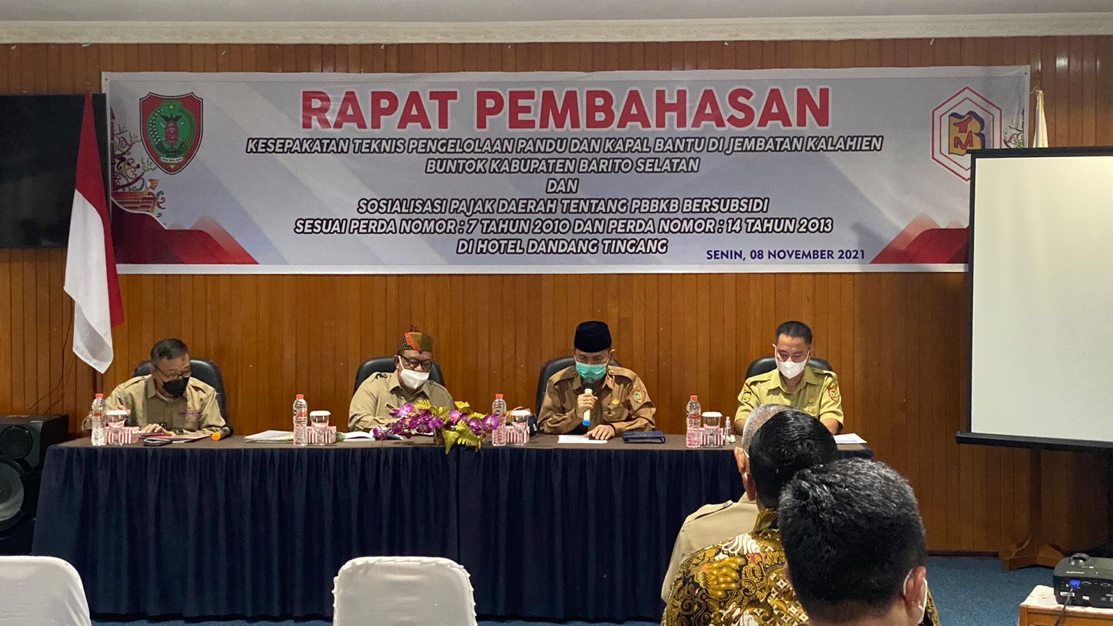 Rapat Kesepakatan Teknis Pandu dan Kapal Bantu di Jembatan Kalahien Buntok