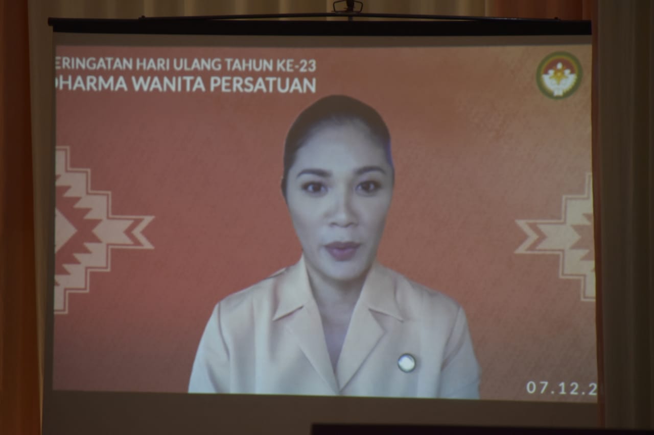Peringati HUT ke-23 DWP, Ivo Sugianto Sabran Imbau Seluruh Perangkat Daerah Jadi Bapak/Ibu Asuh Posyandu yang Kurang Aktif