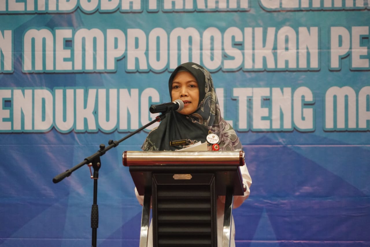 Kukuhkan Bunda Literasi, Ivo Sugianto Sabran : Peran Bunda Literasi Sangat Penting Bantu Galakkan Promosi Gemar Membaca 