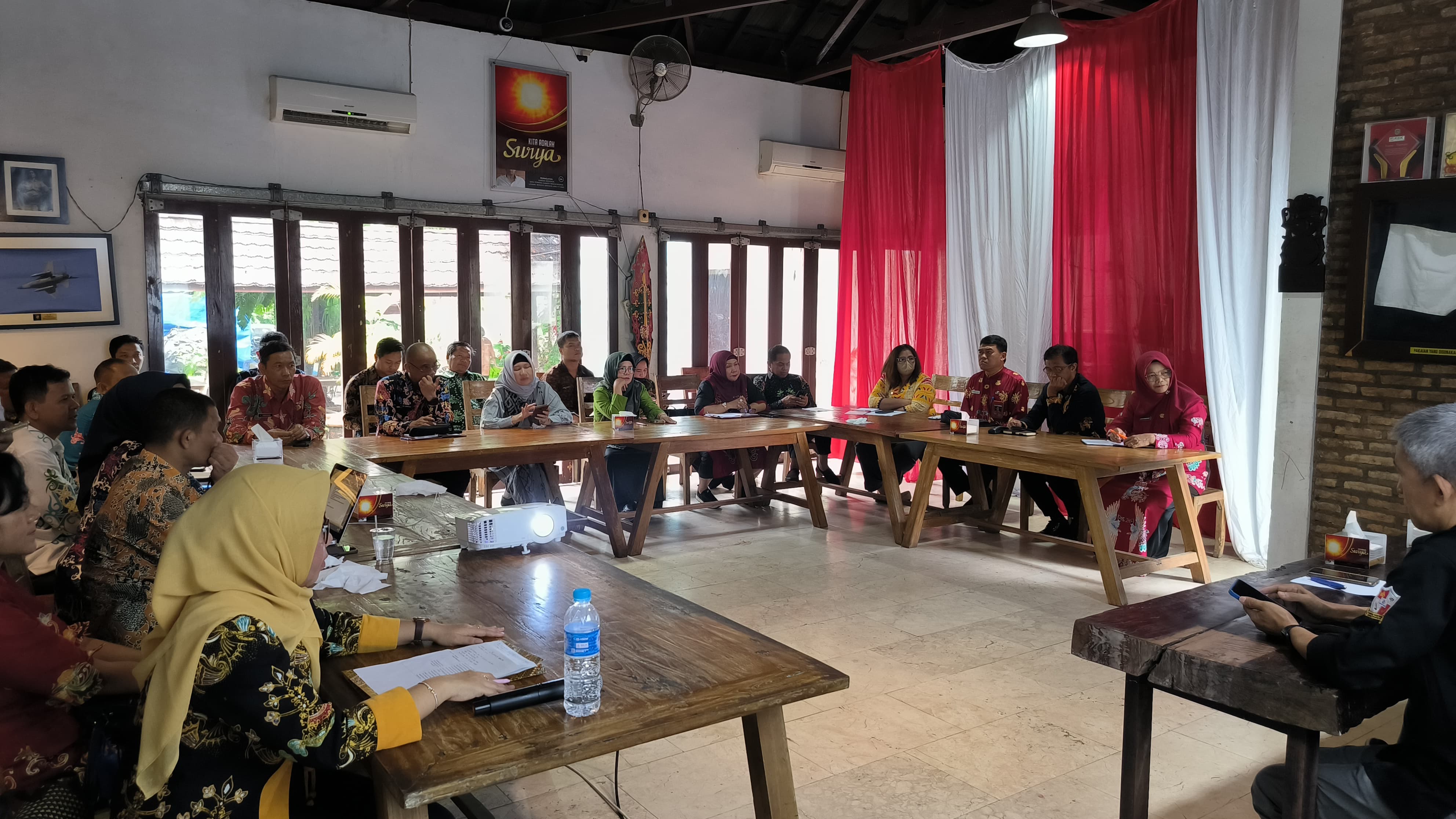 Badan Kesbangpol Fasilitasi Kegiatan Monitoring dan Evaluasi Pengumpulan Data Indeks Harmoni Wilayah Prov. Kalteng 