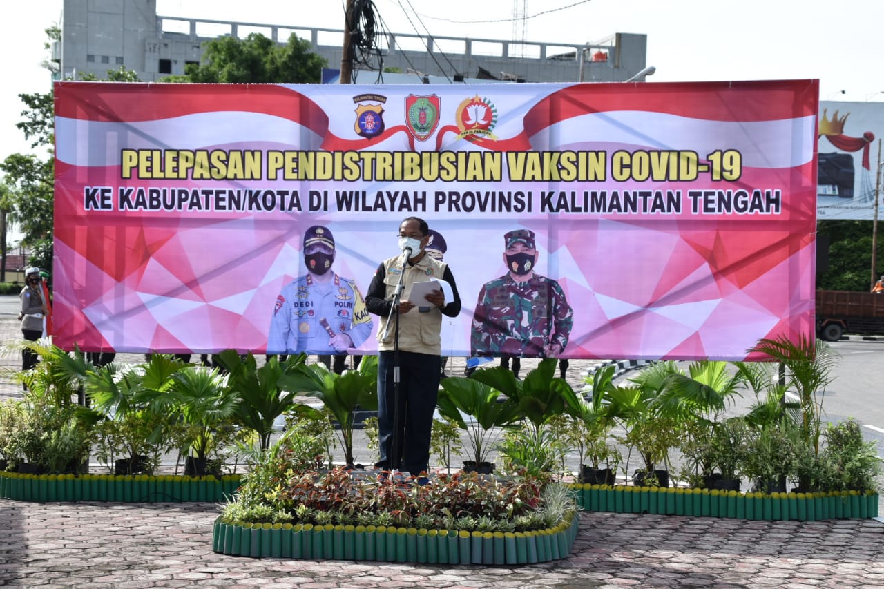 Kadiskes Kalteng Mewakili Gubernur Kalteng Hadiri Pelepasan Pendistribusian Vaksin Covid-19 ke Seluruh Kabupaten/Kota di Kalteng