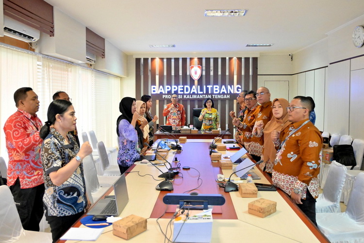 Kepala Bappedalitbang Buka Rapat Final Monitoring dan Evaluasi Pendampingan SSGI Kabupaten/Kota