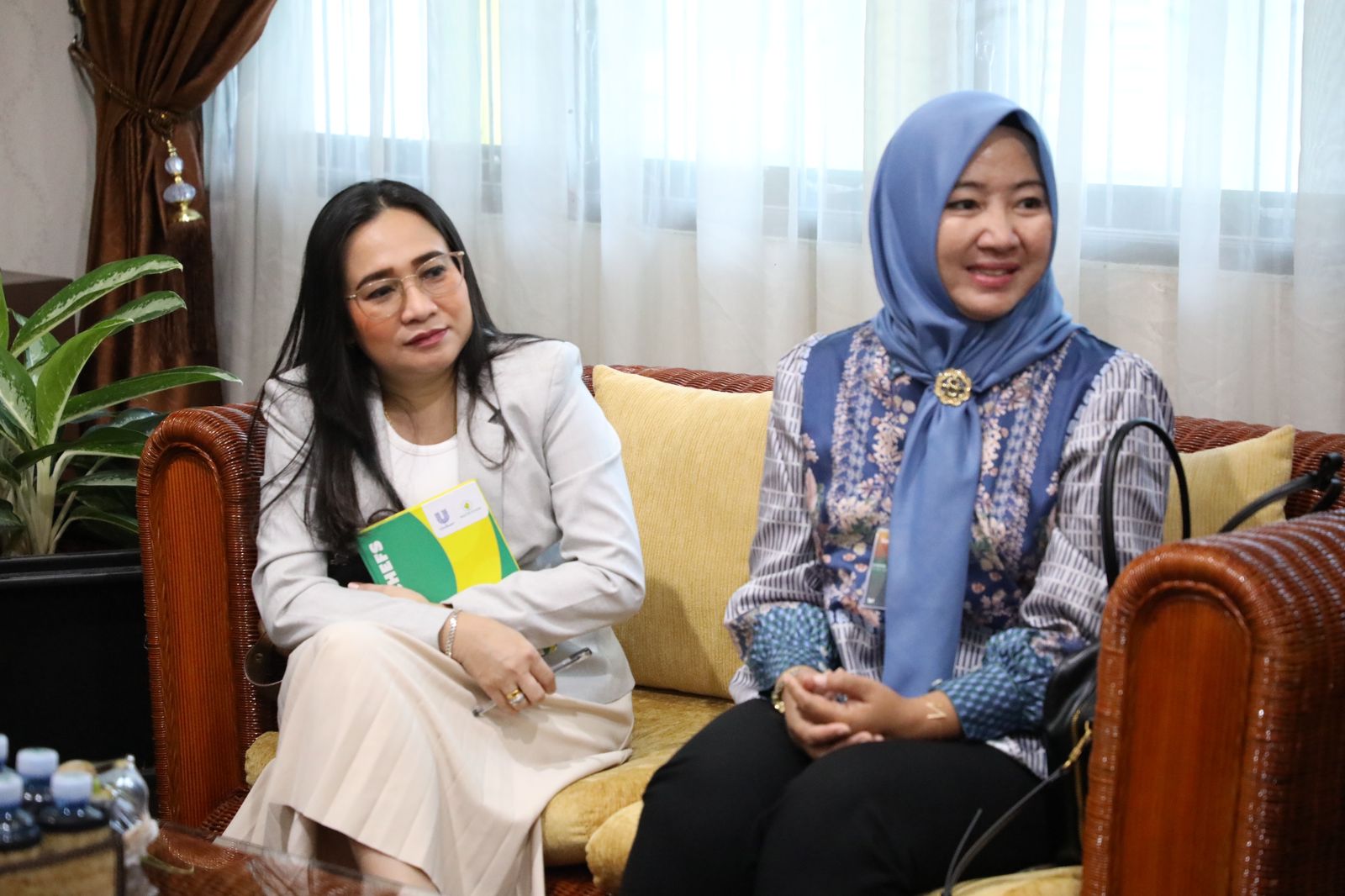 Kepala Dinas TPHP Prov. Kalteng Terima Kunjungan Bank Kalteng, Bahas Pembiayaan KUR untuk Sektor Pertanian  