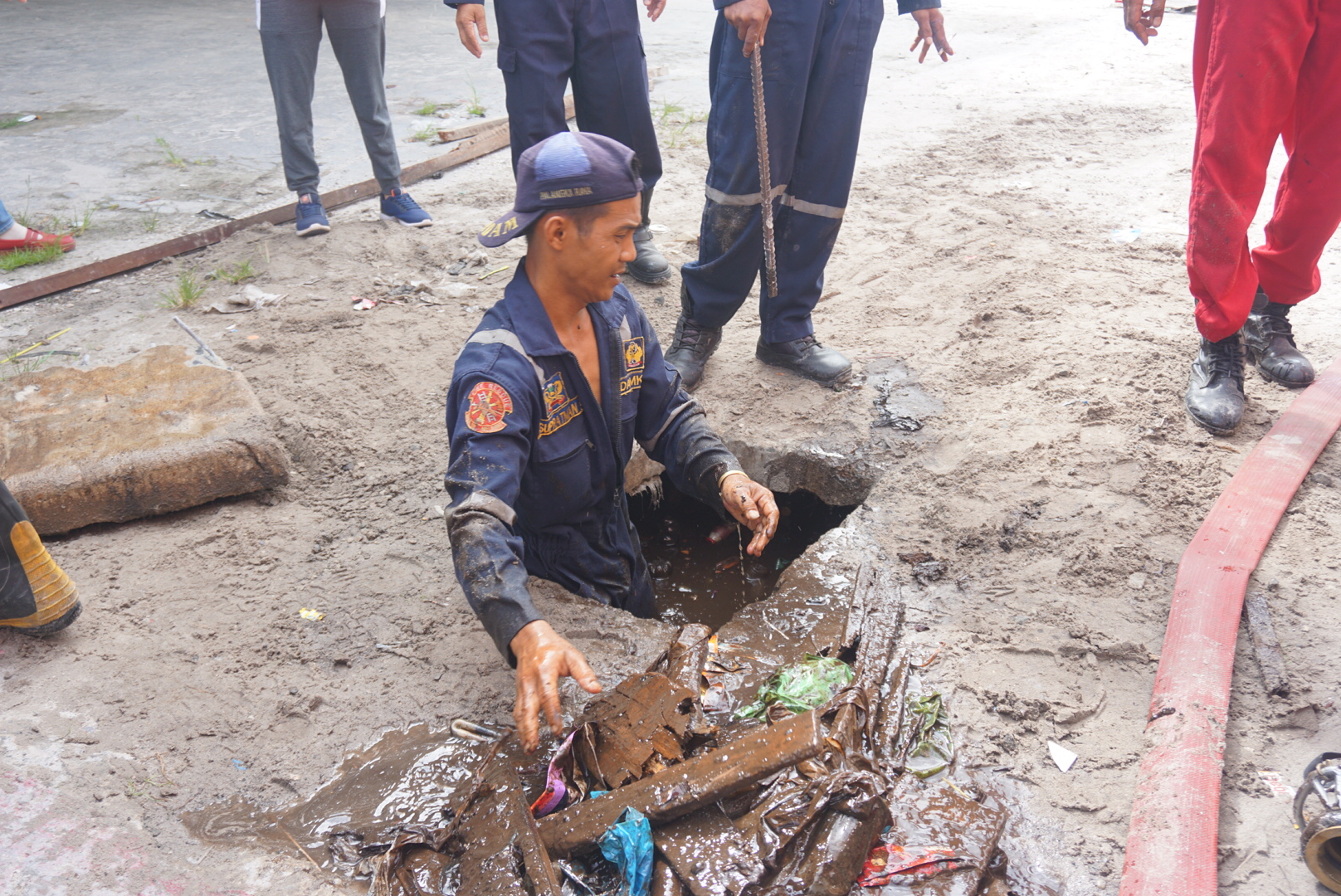 Tumpukan Sampah Penyebab Banjir Temanggung Tilung