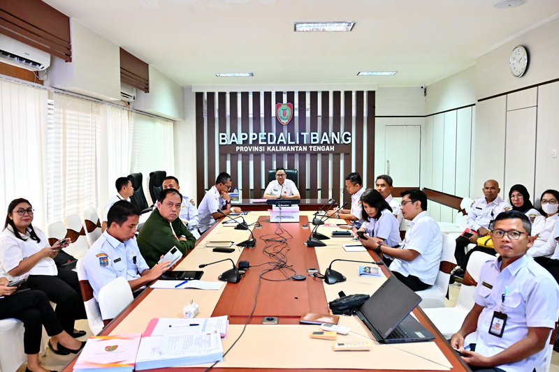 Kepala BAPPERIDA Prov. Kalteng Sampaikan Sambutan Dalam Musrenbang RKPD 2026 Kotawaringin Barat