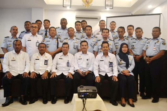 Berikan Pengarahan, Inspektur Wilayah II Tegaskan Bahwa Semua Bentuk Pelayanan Publik Dasarnya adalah SOP