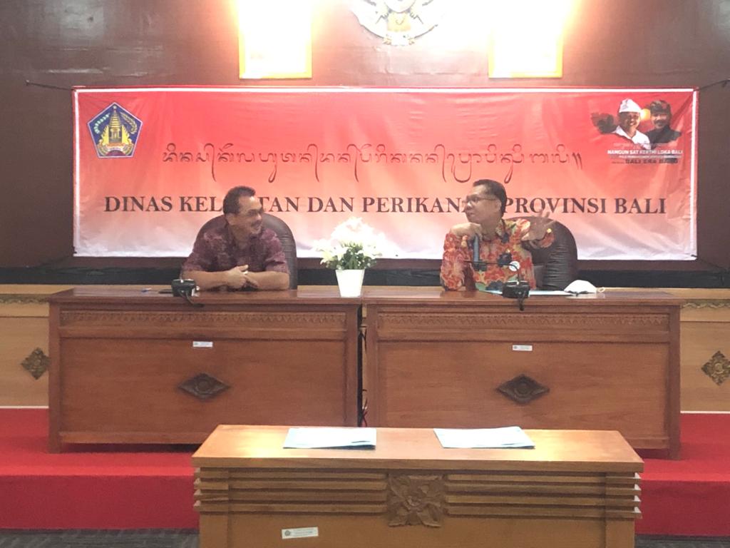 Tingkatkan Keunggulan Komparatif dan Kompetitif Pelaku Usaha Perikanan, Kadislutkan Prov. Kalteng - Kadislutkan Prov. Bali Tandatangani PKS