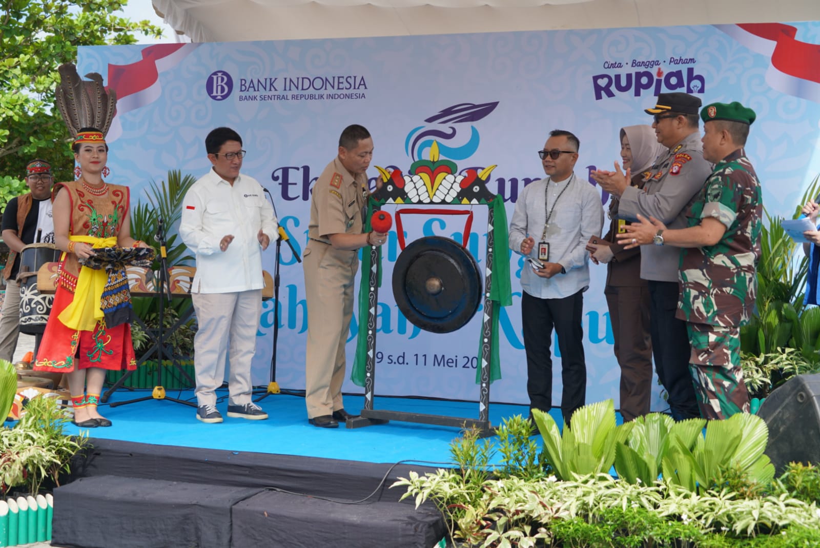 SAG Yuas Elko Lepas Tim Kas Keliling Ekspedisi Rupiah Susur Sungai Bank Indonesia